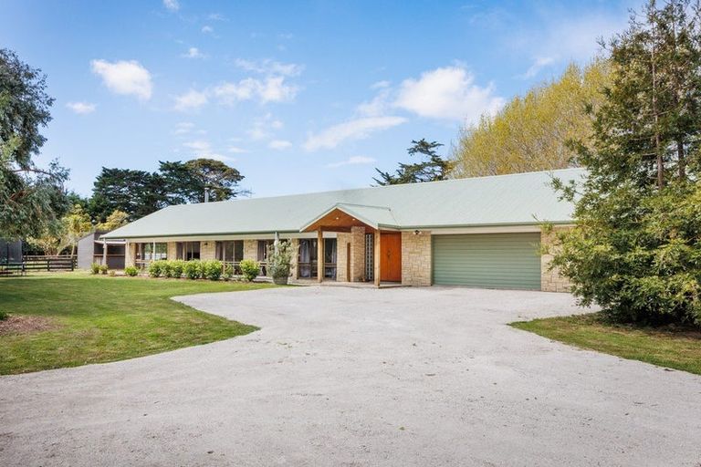 Photo of property in 440 Stoney Creek Road, Kelvin Grove, Palmerston North, 4470