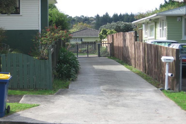 Photo of property in 1/6 Claridge Street, Glen Eden, Auckland, 0602