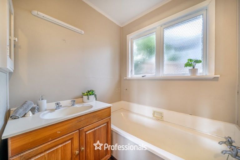 Photo of property in 22 Vista Grove, Kelson, Lower Hutt, 5010