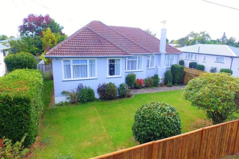 Photo of property in 25 George Street, Levin, 5510