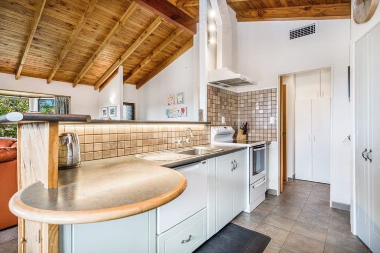 Photo of property in 14 Magnolia Avenue, Te Kamo, Whangarei, 0112