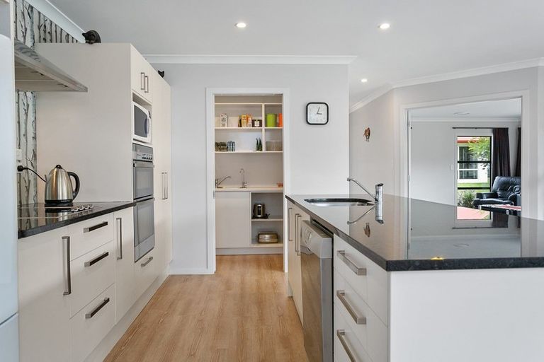 Photo of property in 48b Hamilton Road, Cambridge, 3434