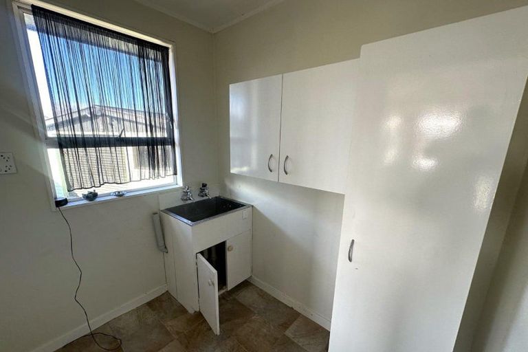 Photo of property in 39 Robinson Crescent, Westbrook, Palmerston North, 4412