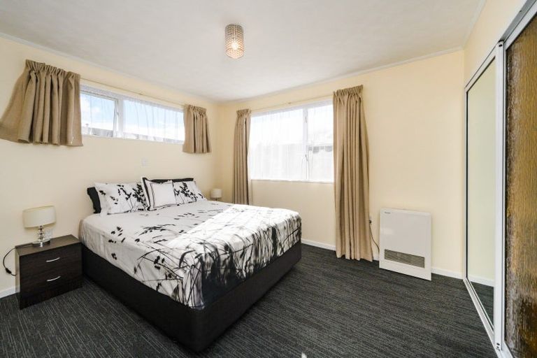 Photo of property in 44 Escort Grove, Awapuni, Palmerston North, 4412