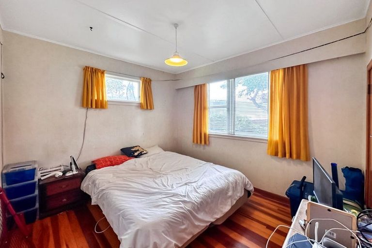 Photo of property in 43 Manuka Street, Castlecliff, Whanganui, 4501