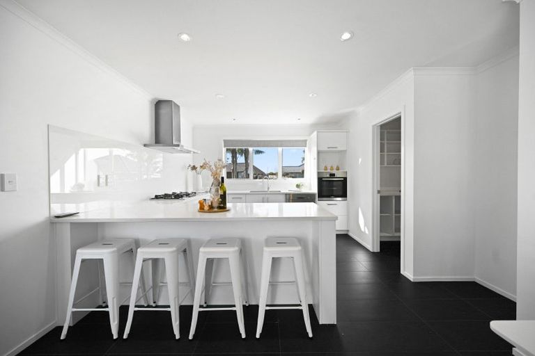 Photo of property in 17 Michael Terrence Place, Flagstaff, Hamilton, 3210
