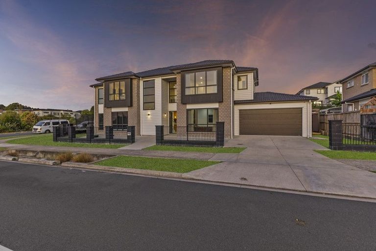 Photo of property in 8 Kilcadden Drive, Flat Bush, Auckland, 2019