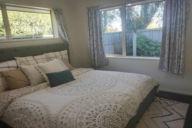 Photo of property in 7 Pear Tree Lane, Rangiora, 7400