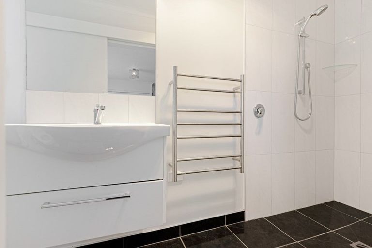 Photo of property in 56 Meeanee Road, Taradale, Napier, 4112