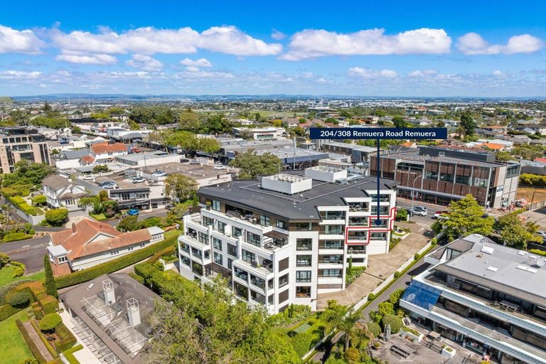 Photo of property in 124 Aldwins Road, Phillipstown, Christchurch, 8062