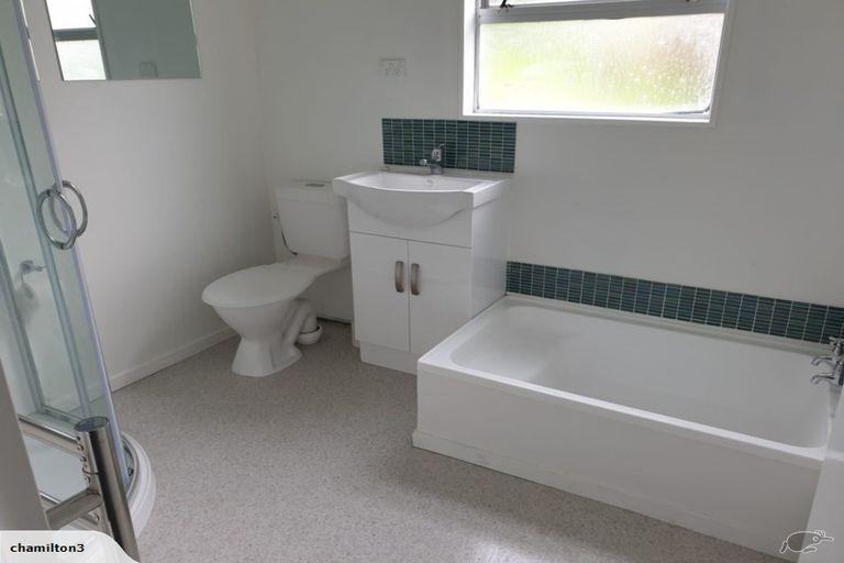 Photo of property in 17f1 Kowhai Street, Tawa, Wellington, 5028