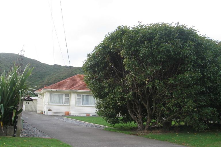 Photo of property in 85 Hine Road, Wainuiomata, Lower Hutt, 5014
