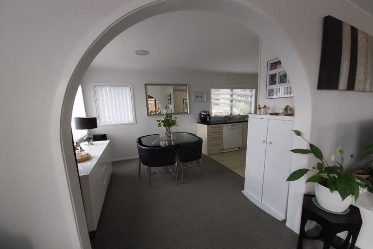 Photo of property in 6 Halder Place, Torbay, Auckland, 0632