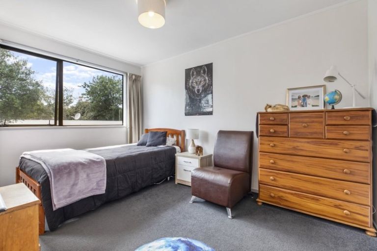 Photo of property in 29a Pisces Road, Glen Eden, Auckland, 0602