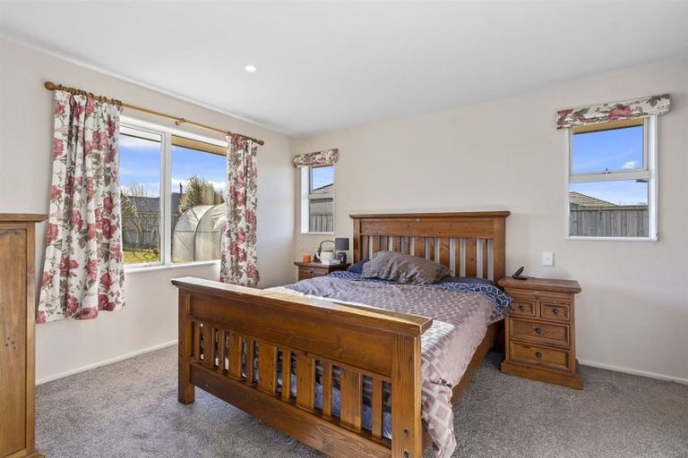 Photo of property in 5 Jozecom Place, Rolleston, 7614