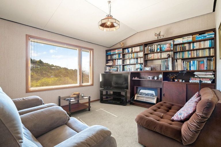 Photo of property in 106 Cliffs Road, Saint Clair, Dunedin, 9012