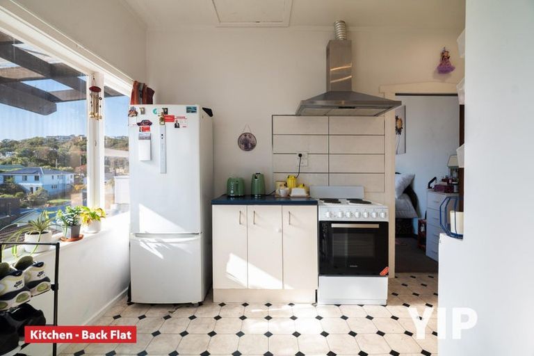 Photo of property in 27-29 Helston Road, Johnsonville, Wellington, 6037