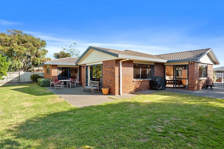 Photo of property in 89 Santa Monica Drive, Papamoa Beach, Papamoa, 3118