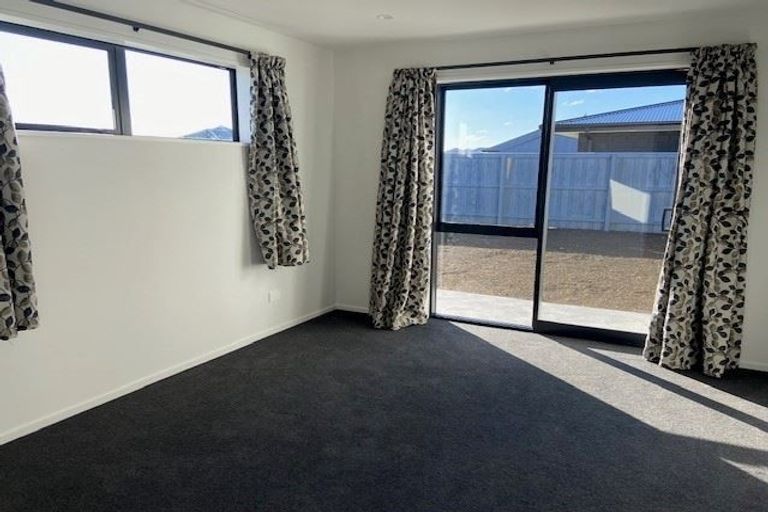 Photo of property in 36 Fairbairn Road, Rolleston, 7614