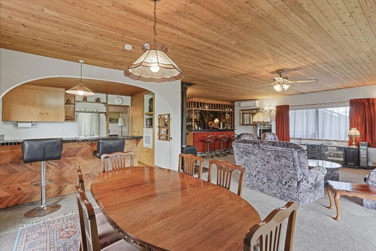 Photo of property in 80 Regency Crescent, Redwood, Christchurch, 8051