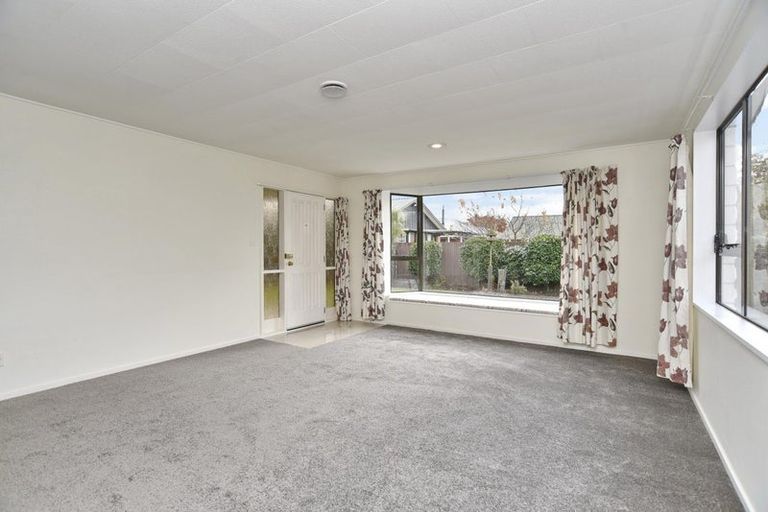 Photo of property in 8 Regent Avenue, Rangiora, 7400