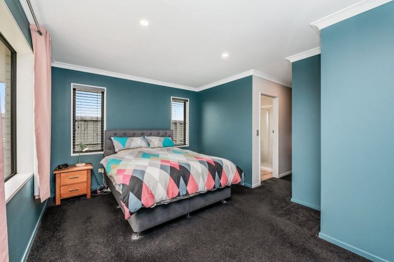 Photo of property in 6 Lady Isaac Drive, Rolleston, 7615