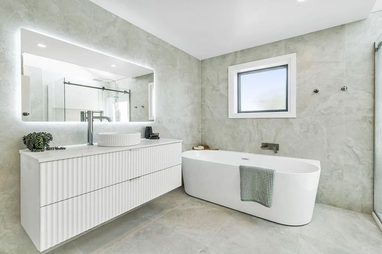 Photo of property in 22 Waipapa Avenue, Diamond Harbour, 8972