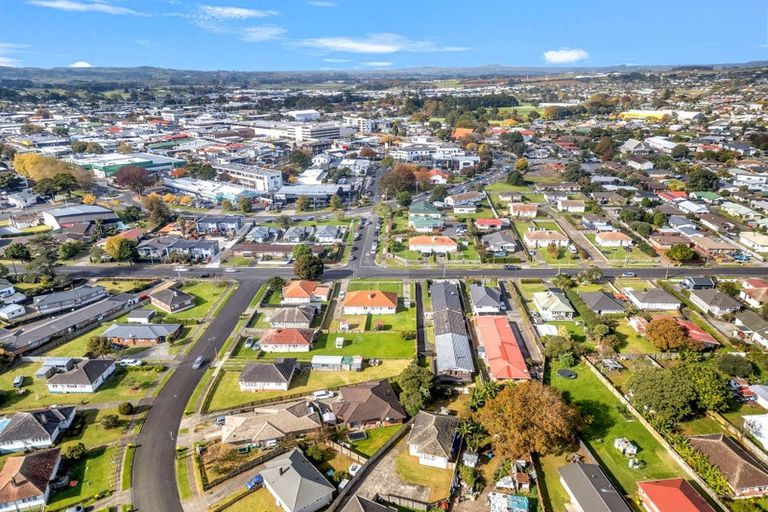 Photo of property in 35b Victoria Street, Pukekohe, 2120