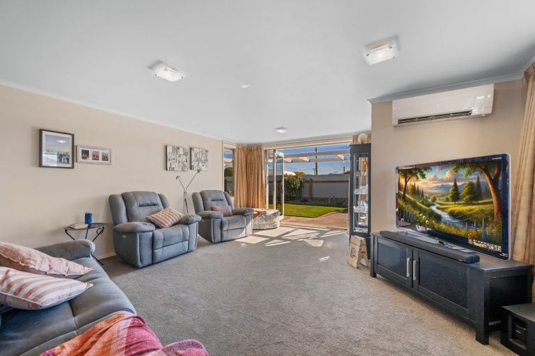 Photo of property in 3 Campbell Street, Alexandra, 9320