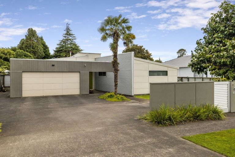 Photo of property in 10 Olivia Street, Stratford, 4332