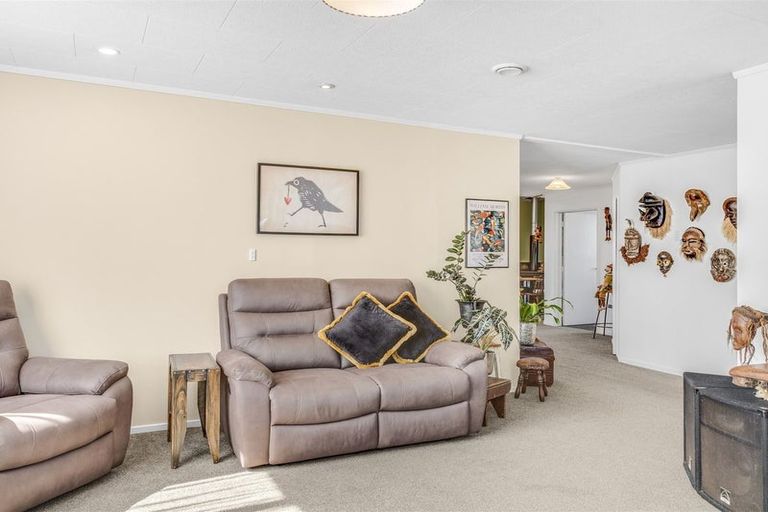 Photo of property in 95 Queen Street, Westport, 7825
