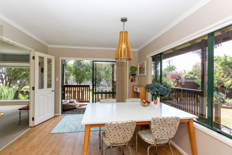 Photo of property in 537 Richmond Road, Lepperton, New Plymouth, 4373