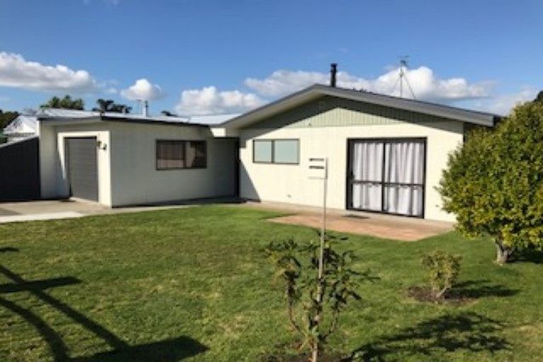 Photo of property in 12a Burrows Street, Tauranga South, Tauranga, 3112