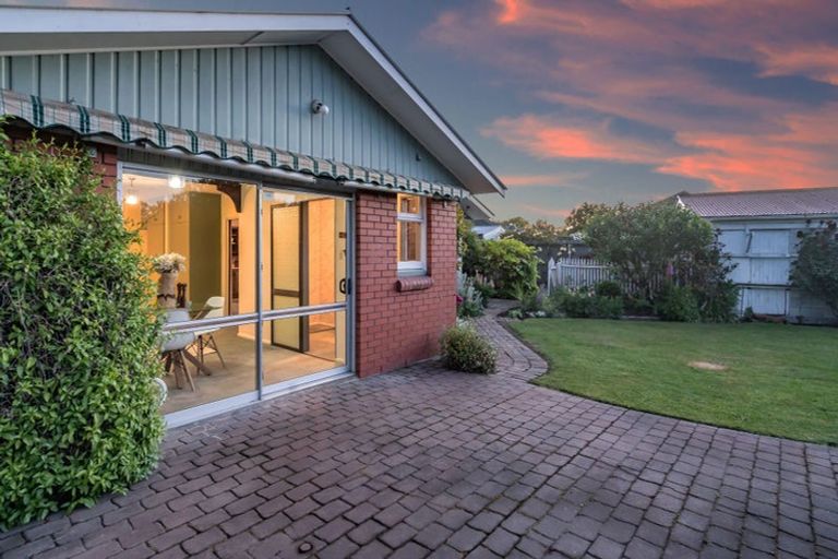 Photo of property in 30 Cullahill Street, Harewood, Christchurch, 8051