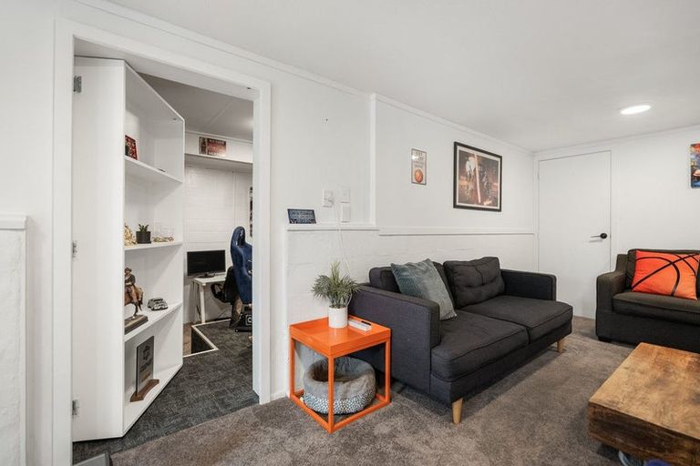 Photo of property in 15 Landview Road, Parkvale, Tauranga, 3112