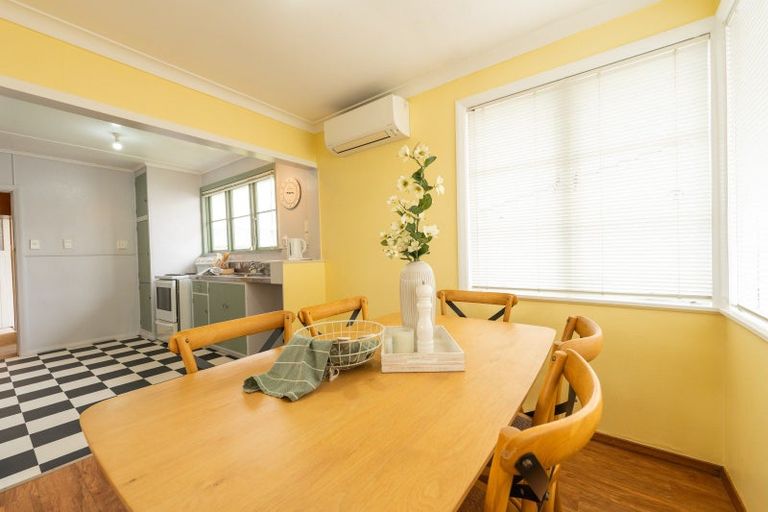 Photo of property in 51 Nottingham Avenue, Awapuni, Palmerston North, 4412