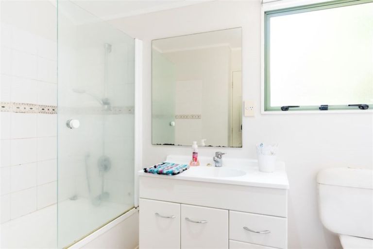 Photo of property in 4 Nectar Avenue, Glen Eden, Auckland, 0602