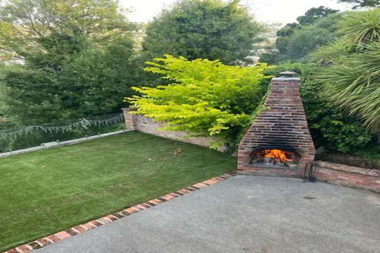 Photo of property in 56 Maupuia Road, Maupuia, Wellington, 6022