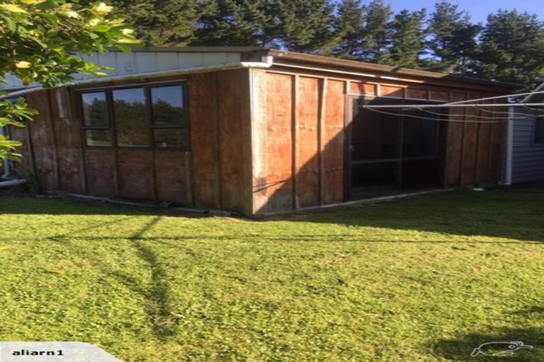 Photo of property in 47c Kaipakopako Road, Paraite, New Plymouth, 4373