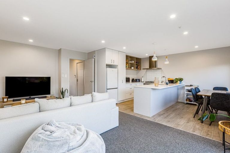 Photo of property in 15 Kamana Way, Kenepuru, Porirua, 5022