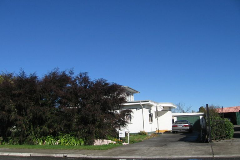 Photo of property in 915 Lawrence Street, Akina, Hastings, 4122