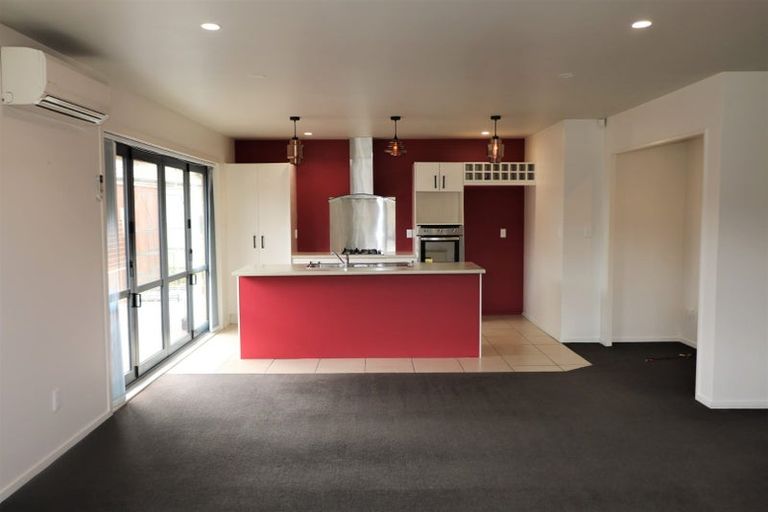 Photo of property in 37 Fraser Colman Grove, Wainuiomata, Lower Hutt, 5014