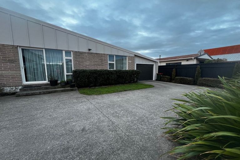 Photo of property in 16b Aparima Avenue, Miramar, Wellington, 6022