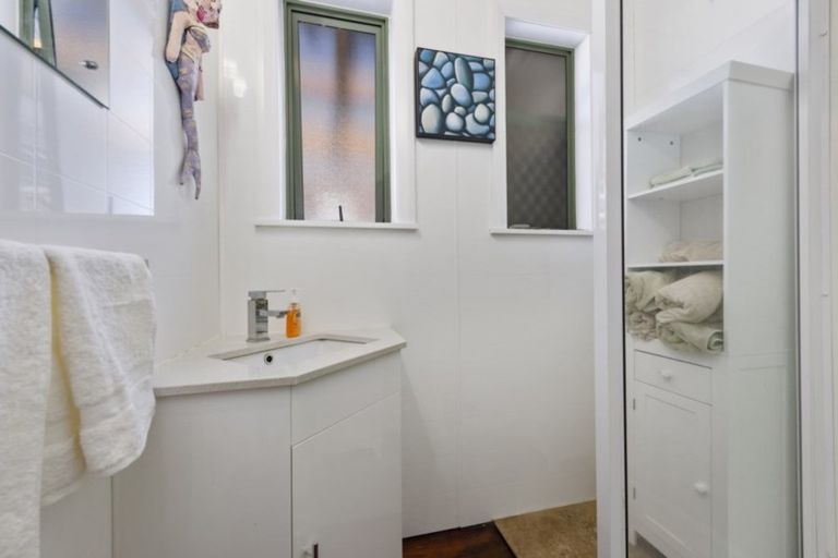 Photo of property in 16 Jutland Street, Waterloo, Lower Hutt, 5011