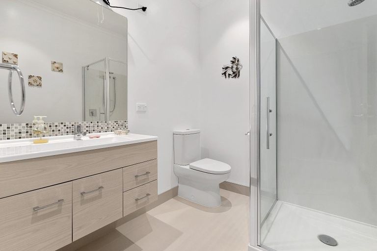 Photo of property in 90 Squadron Drive, Hobsonville, Auckland, 0616