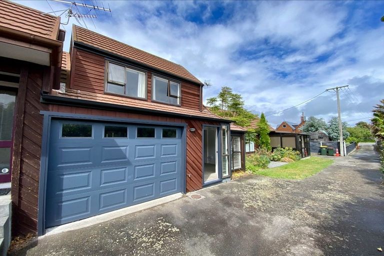 Photo of property in 3b Pukatea Street, Eastbourne, Lower Hutt, 5013