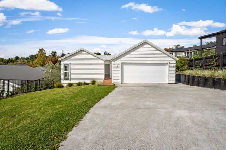 Photo of property in 8 Three Brothers Place, Warkworth, 0981