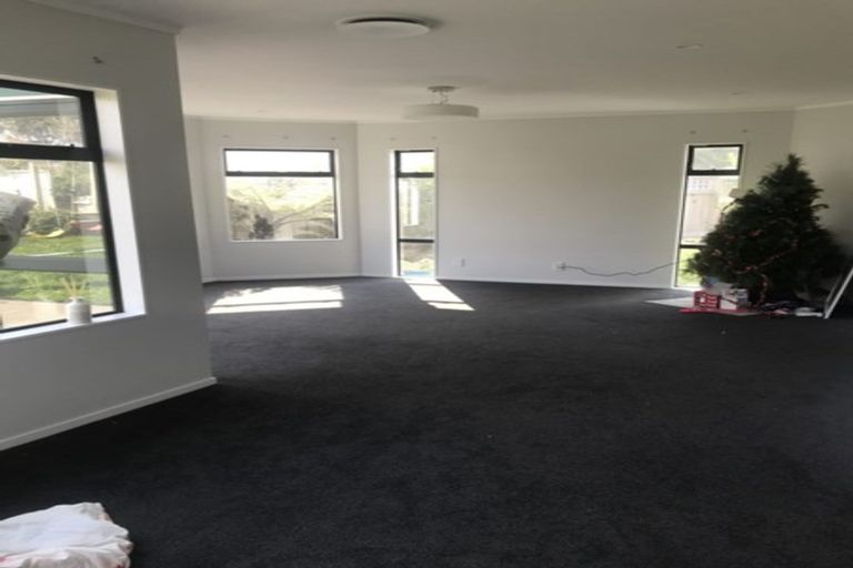 Photo of property in 4 Bathgate Street, Johnsonville, Wellington, 6037