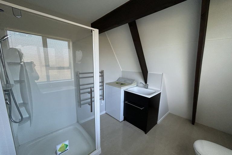 Photo of property in 11 Kowhai Drive, Wanaka, 9305