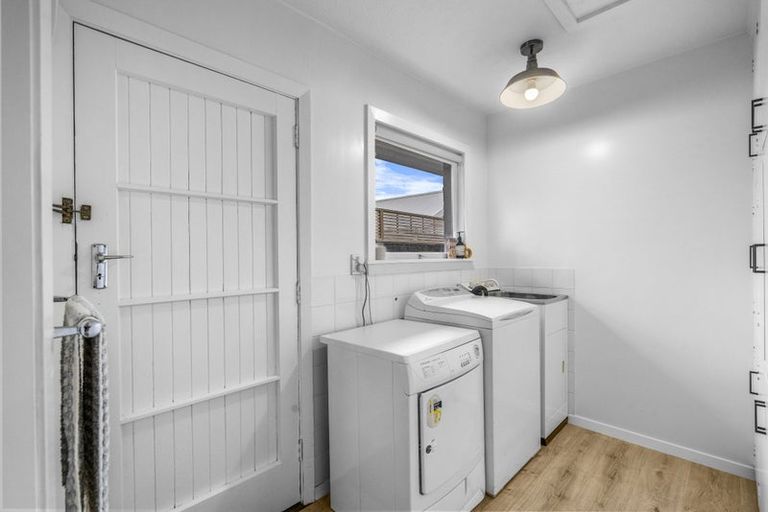 Photo of property in 53 Tuckers Road, Redwood, Christchurch, 8051